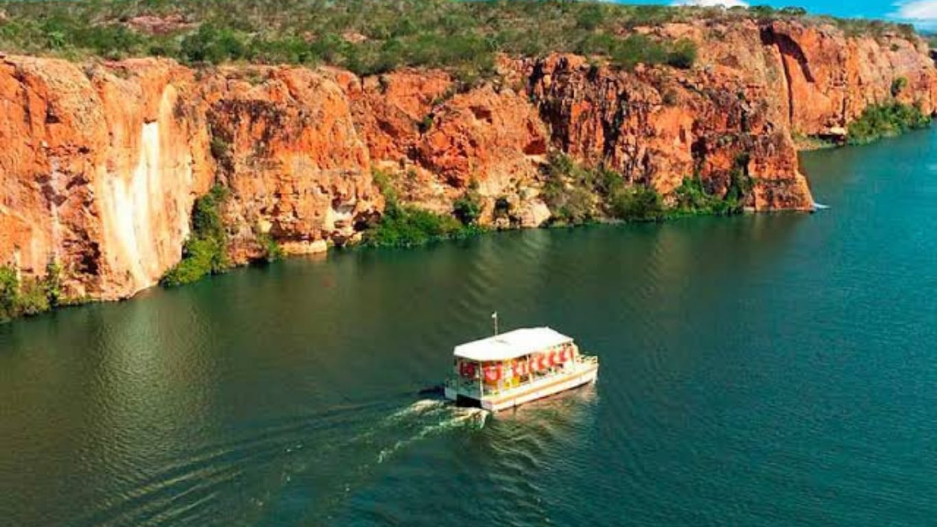 WhatsApp Image 2025-11-09 at 16.12.00 (2).jpeg